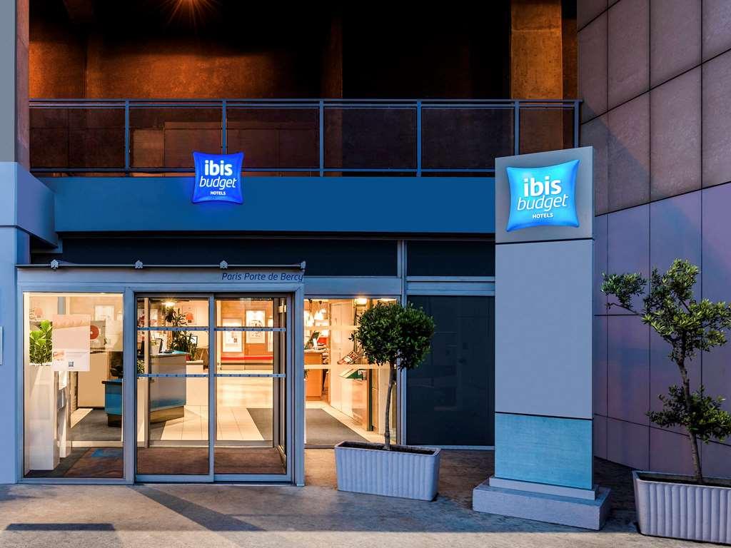 Ibis Paris Porte De Bercy Charenton-le-Pont Exterior photo