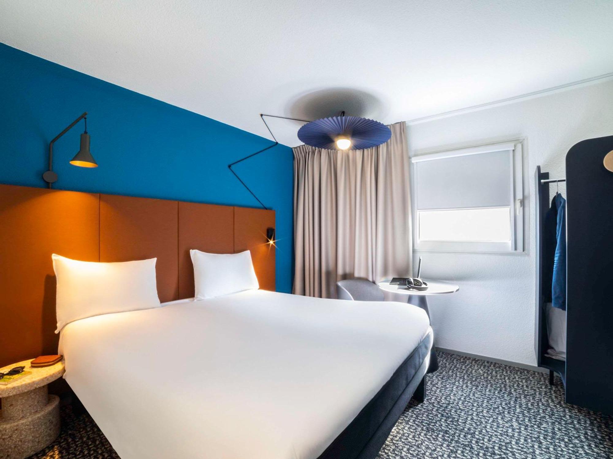 Ibis Paris Porte De Bercy Charenton-le-Pont Exterior photo